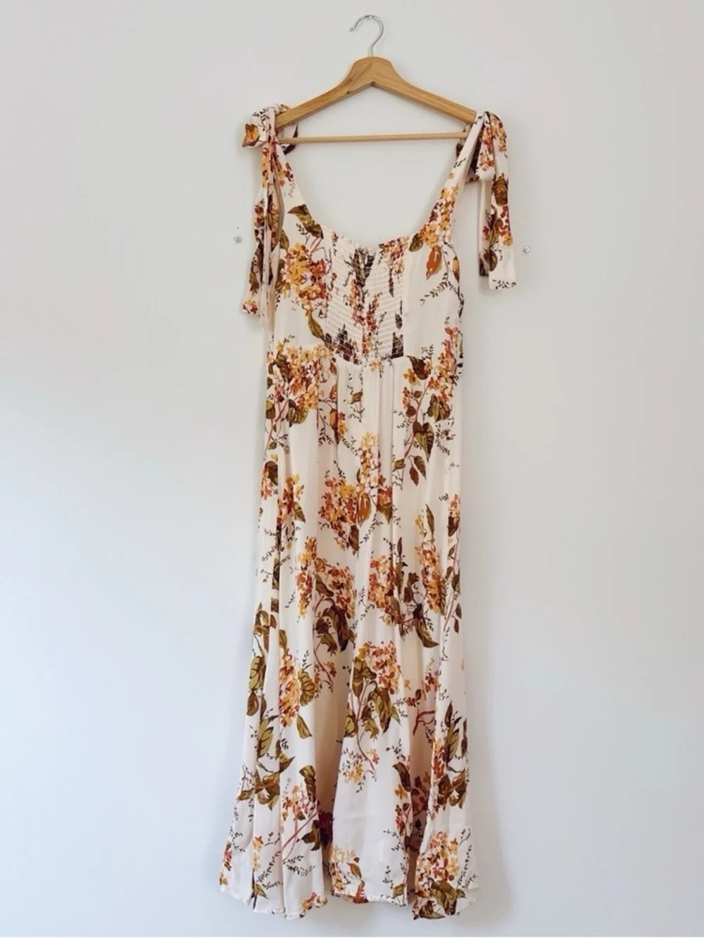 NWOT Women’s Reformation Twilight Floral Midi Dress in Bella - Picture 6 of 12